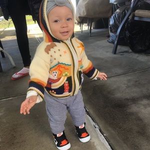 Meet your Posher, Brynae